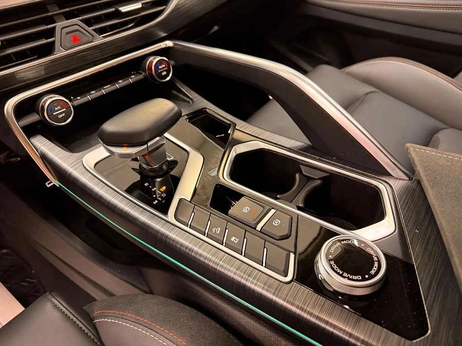 Geely Tugella, 2024г., полный привод, автомат