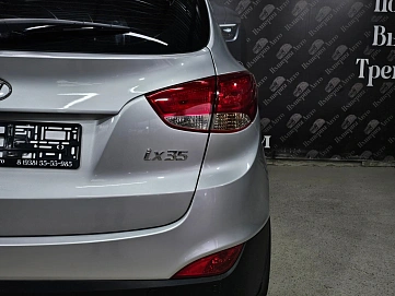 Hyundai ix35, 2011г, передний привод, автомат