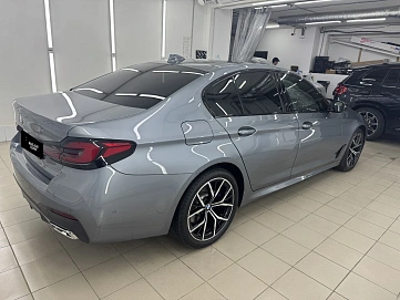 BMW 5 серии, 2020г, полный привод, автомат