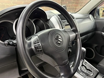 Suzuki Grand Vitara, 2011г, полный привод, автомат