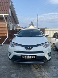 Toyota RAV4, 2018г, полный привод, вариатор