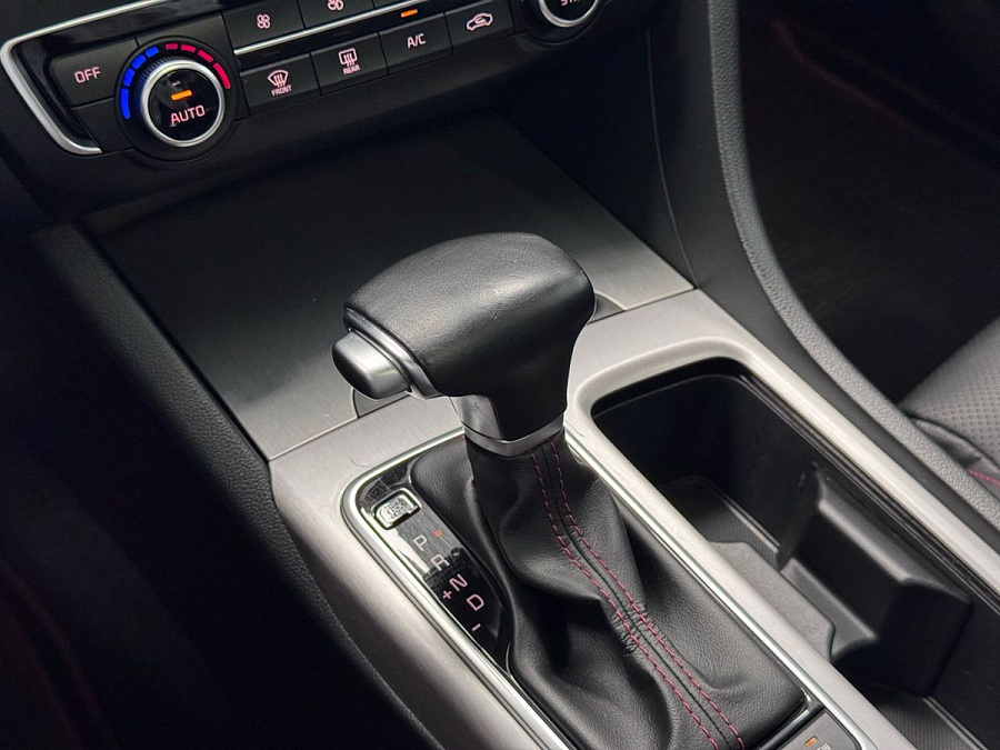 Kia , 2018г., передний привод, автомат