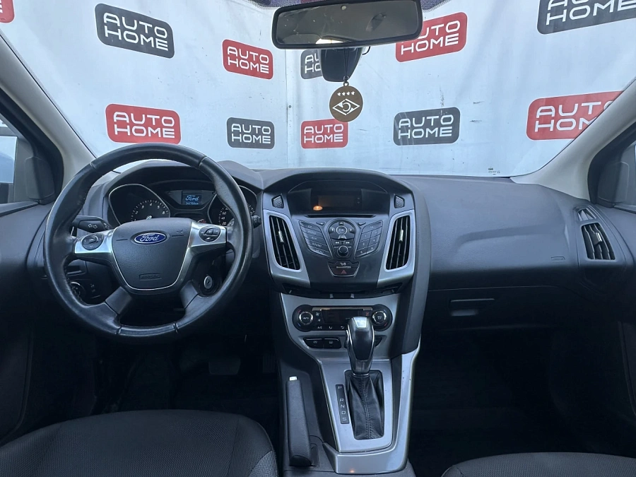 Ford Focus, 2014г., передний привод, робот
