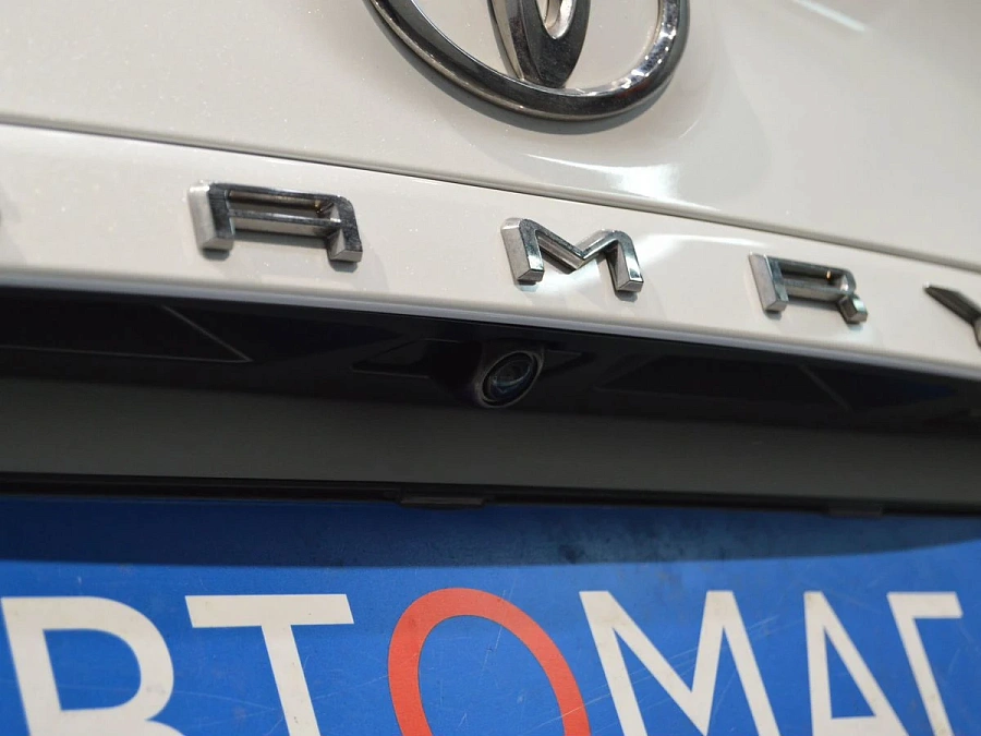 Toyota Camry, 2021г., передний привод, автомат