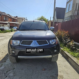 Mitsubishi L200, 2010г, полный привод, автомат