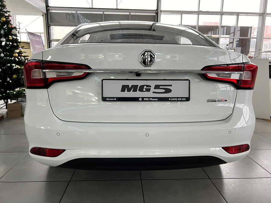 MG 5, 2023г., передний привод, вариатор