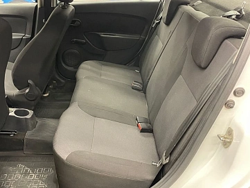 Renault Logan, 2020г, передний привод, автомат