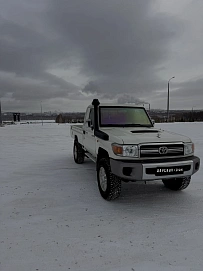 Toyota Land Cruiser, 2017г, полный привод, механика