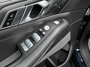 BMW X7, 2022г, полный привод, автомат