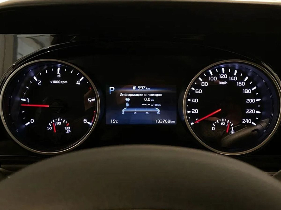 Kia , 2021г., передний привод, автомат