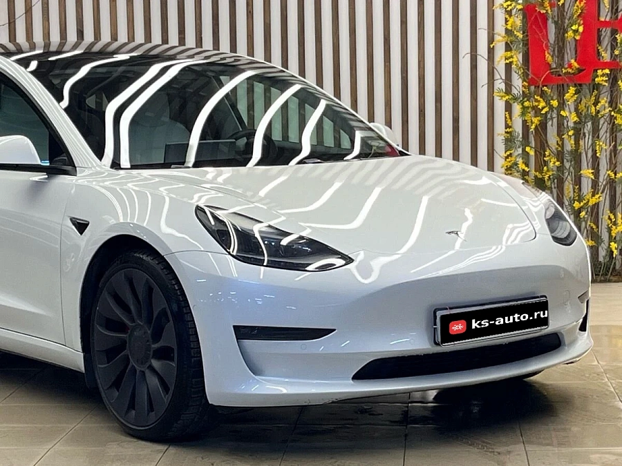 Tesla Model 3, 2021г., полный привод, автомат
