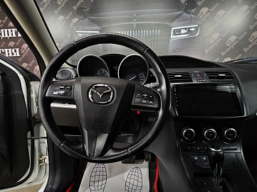 Mazda 3, 2012г, передний привод, автомат