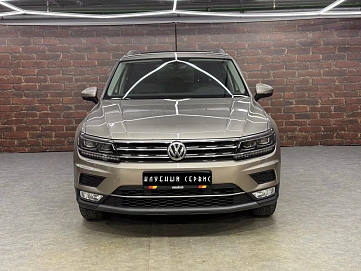 Volkswagen Tiguan, 2016г, полный привод, робот