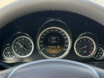 Mercedes-Benz E-Класс, 2011г, задний привод, автомат