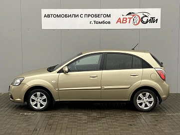 Kia Rio, 2009г, передний привод, механика