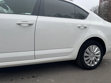 Skoda Octavia, 2014г., передний привод, робот