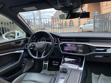 Audi A6, 2019г, полный привод, робот