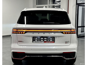 Geely Monjaro, 2024г, передний привод, автомат
