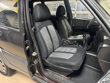 Chevrolet Niva, 2009г, полный привод, механика