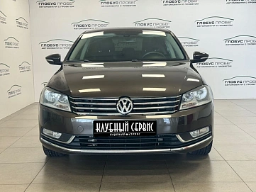 Volkswagen Passat, 2012г, передний привод, автомат