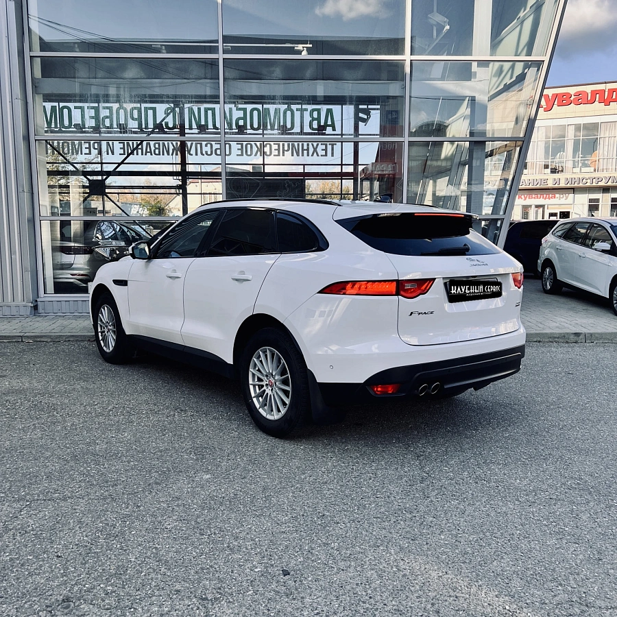 Jaguar F-Pace, 2020г., полный привод, автомат