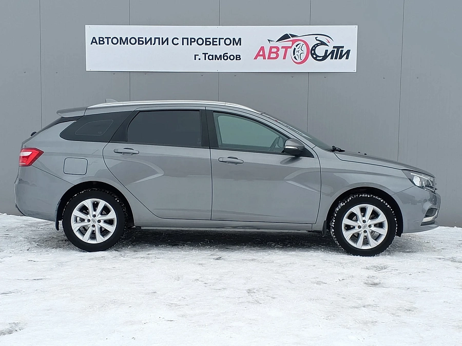 Lada (ВАЗ) Vesta, 2018г., передний привод, механика