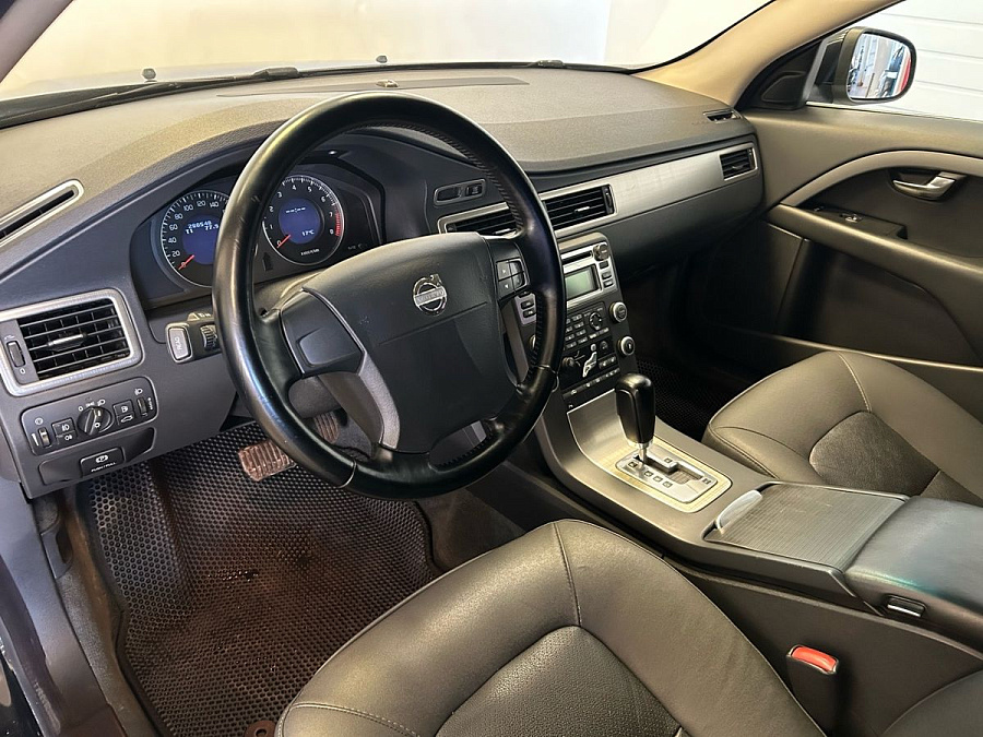 Volvo , 2008г., передний привод, автомат