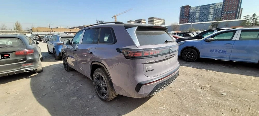 Volkswagen Teramont, 2026г., полный привод, робот