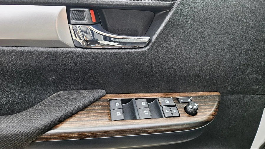 Toyota Hilux, 2024г., полный привод, автомат