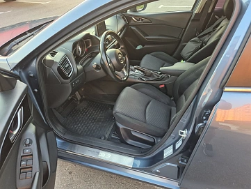 Mazda 3, 2014г, передний привод, автомат