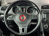 Volkswagen Golf, 2010г., передний привод, робот