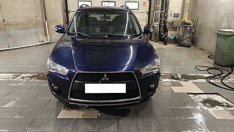 Mitsubishi Outlander, 2011г., полный привод, вариатор