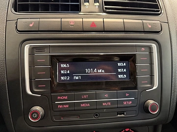 Volkswagen Polo, 2017г, передний привод, автомат