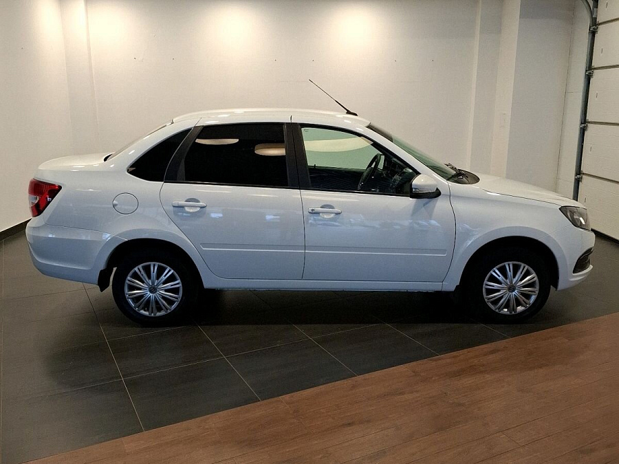 Lada (ВАЗ) , 2023г., передний привод, механика