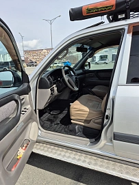 Toyota Land Cruiser, 2005г, полный привод, механика