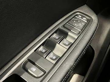 Renault Arkana, 2019г, передний привод, вариатор