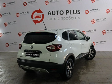 Renault Kaptur, 2020г, передний привод, вариатор