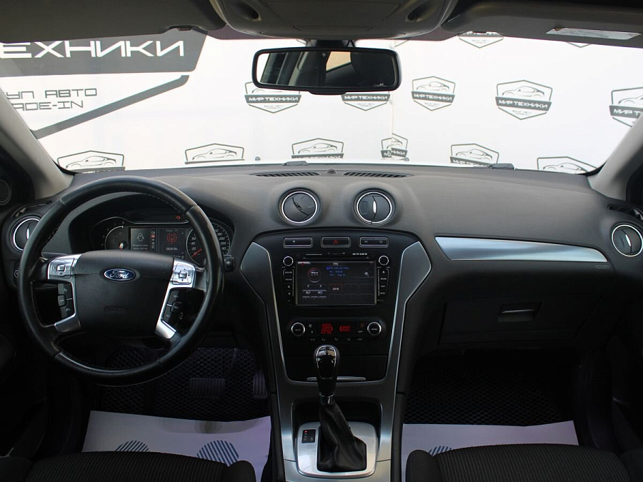 Ford Mondeo, 2012г., передний привод, робот