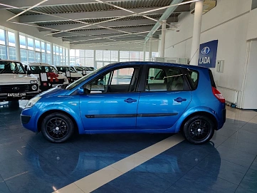 Renault Scenic, 2004г, передний привод, механика