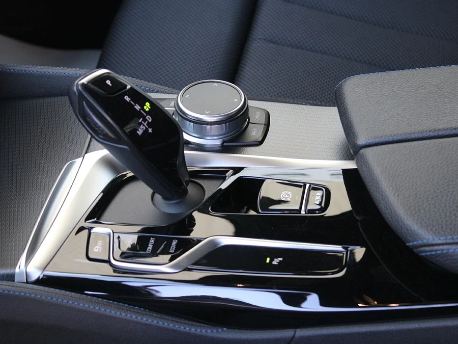 BMW , 2021г., полный привод, автомат