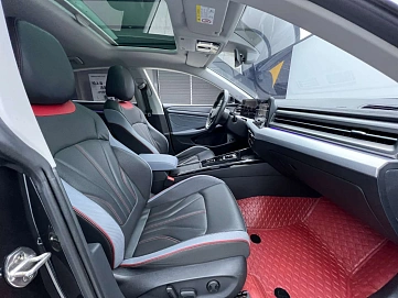 Volkswagen Lamando, 2022г., передний привод, робот