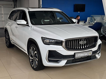 Geely Monjaro, 2023г, передний привод, автомат