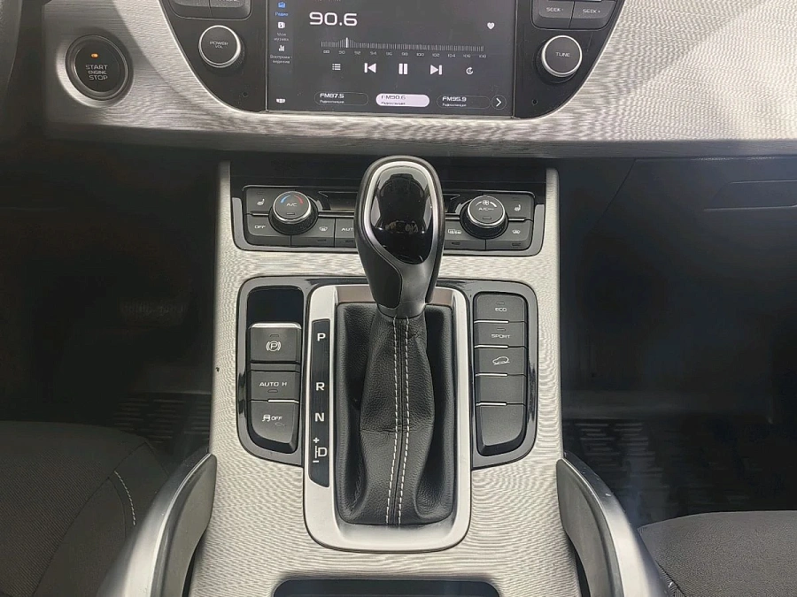 Geely Atlas, 2019г., передний привод, автомат