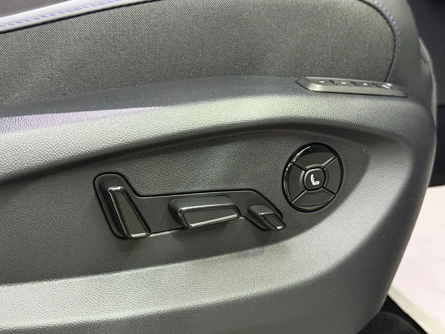 Volkswagen Teramont, 2026г., полный привод, робот