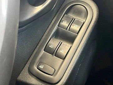 Renault Duster, 2012г, полный привод, механика