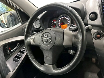 Toyota RAV4, 2006г, полный привод, автомат