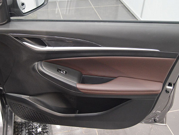 Changan Eado Plus, 2023г, передний привод, робот