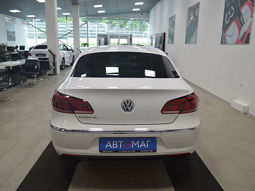 Volkswagen Passat CC, 2013г, передний привод, робот