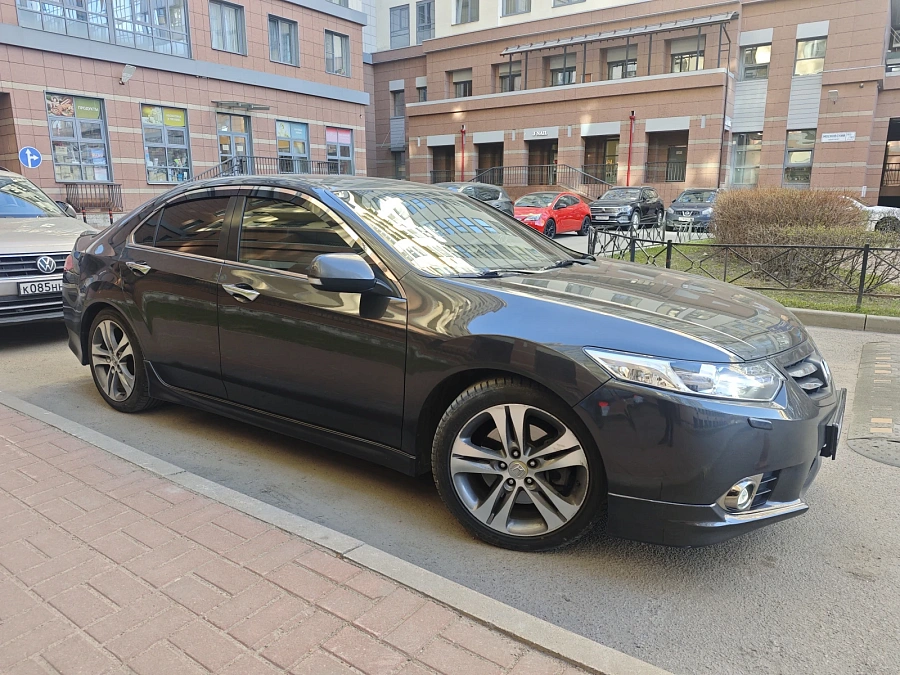 Honda Accord, 2012г., передний привод, автомат