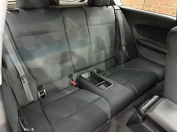 BMW 1 серии, 2011г, задний привод, автомат